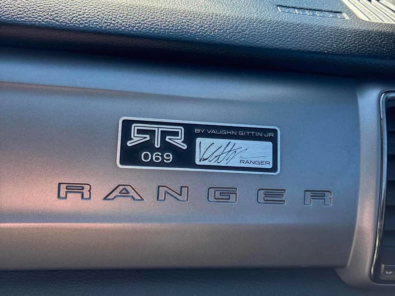 Ford Ranger * 4WD SuperCrew 5' Box * CARFAX *  | Mobile.bg � ����������� 16