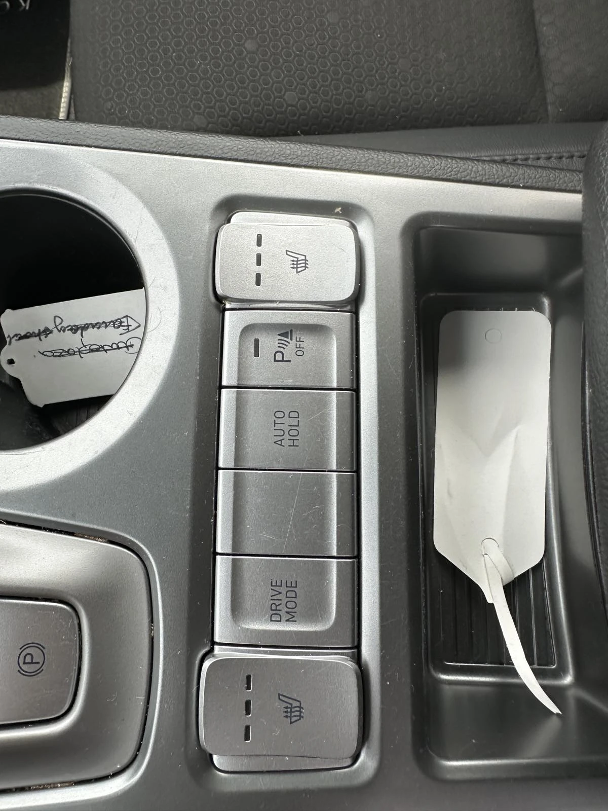 Hyundai Kona 64KWh/PRIME/ГАРАНЦИЯ/SOH100%/BLUELINK, снимка 16 - Автомобили и джипове - 53746418