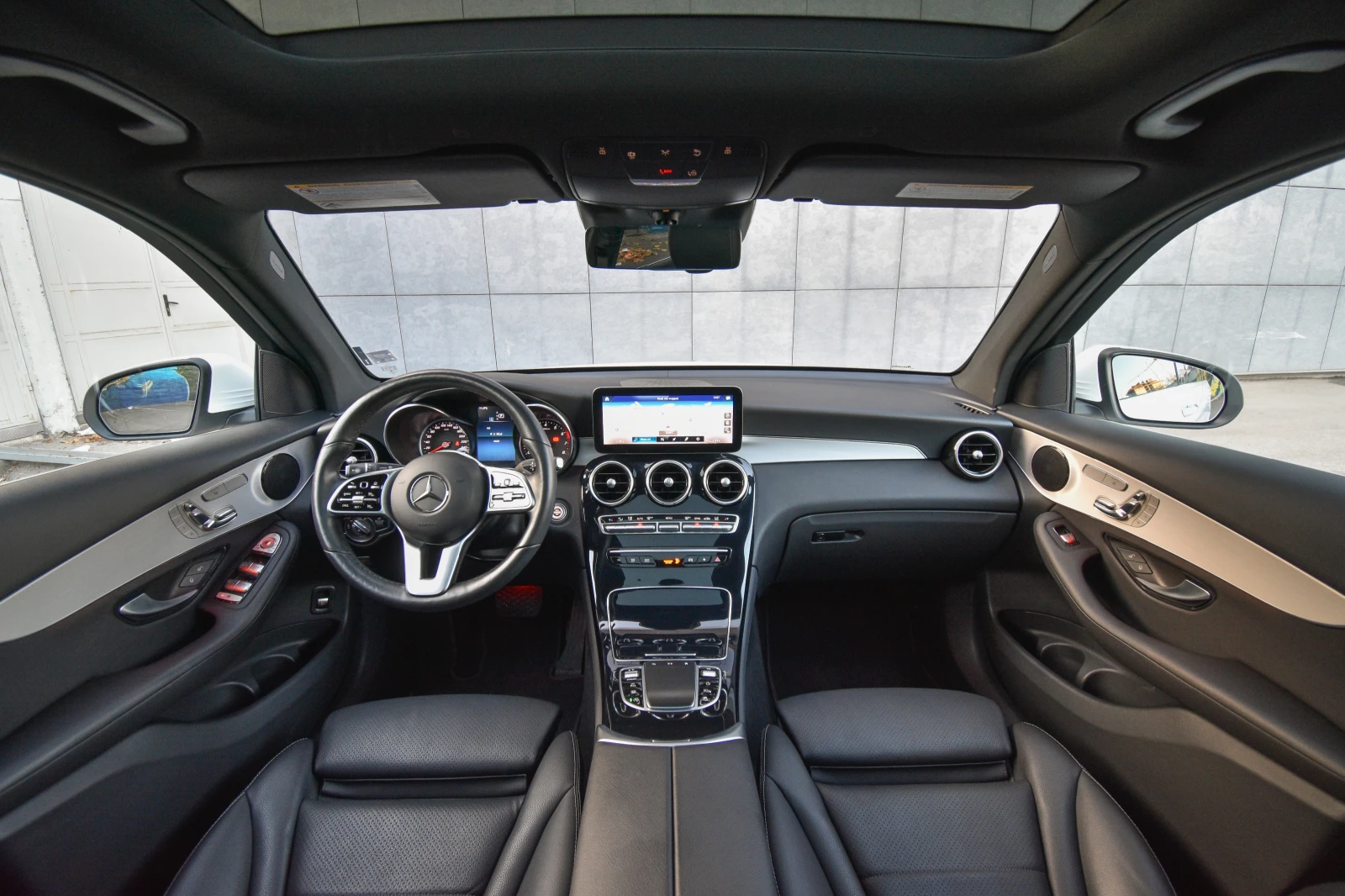 Mercedes-Benz GLC 300, снимка 8 - Автомобили и джипове - 53769710