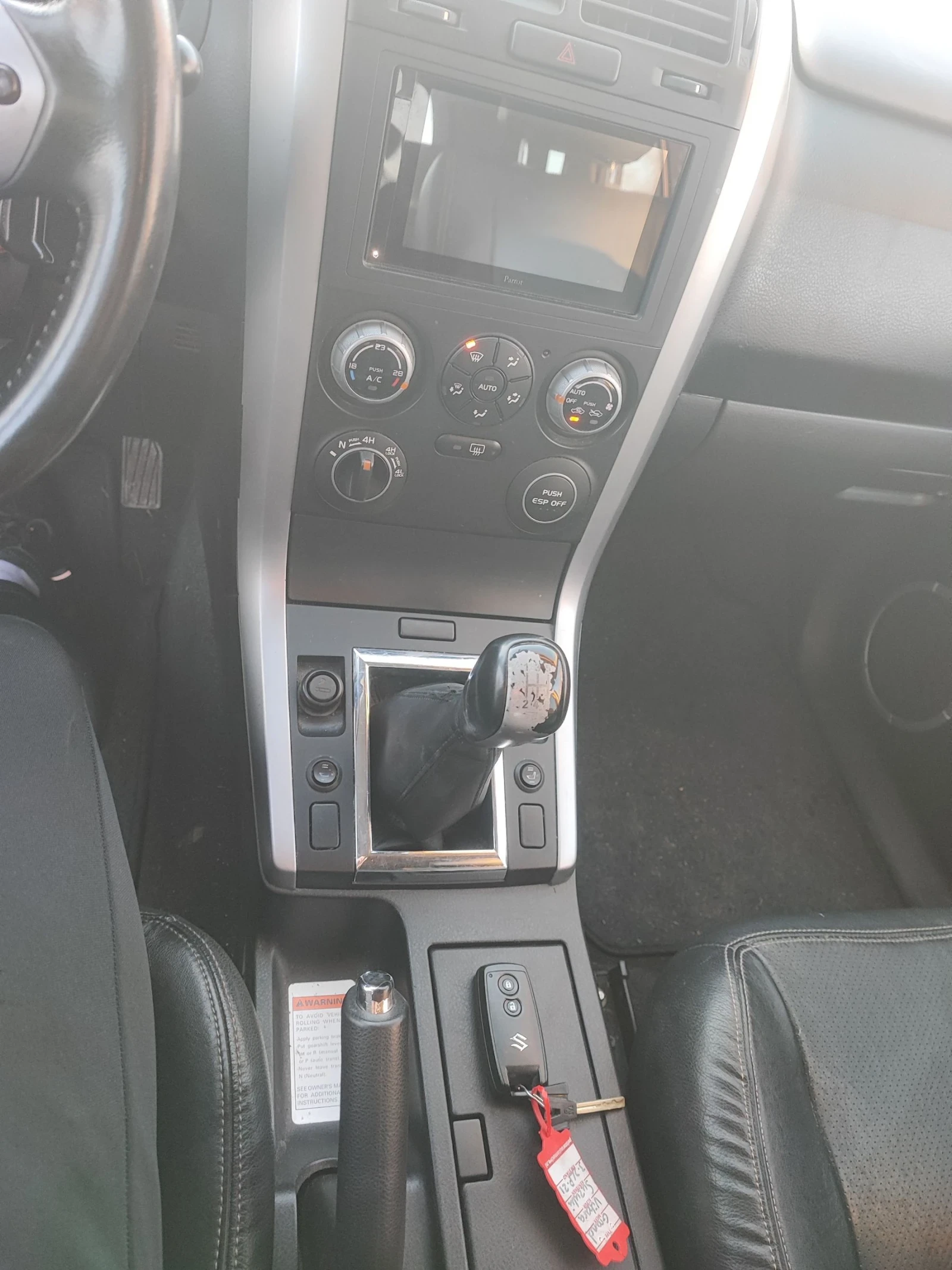 Suzuki Grand vitara, снимка 12 - Автомобили и джипове - 54171378