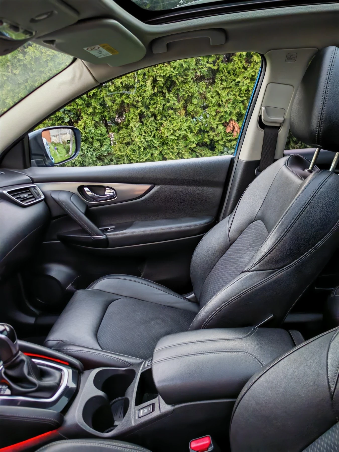 Nissan Qashqai N-Conecta, снимка 9 - Автомобили и джипове - 54175465