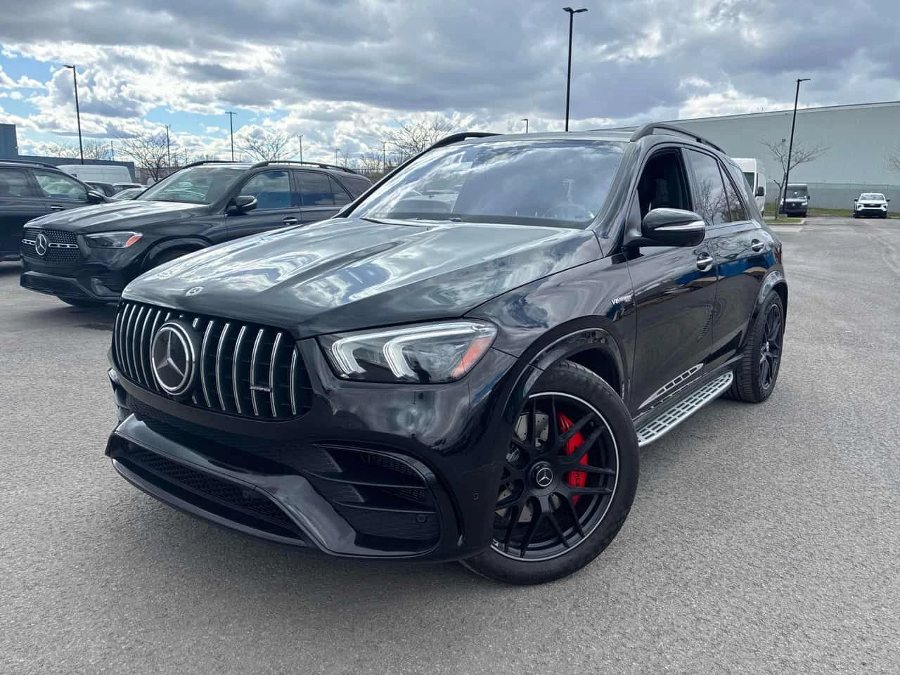 Mercedes-Benz GLE 63 S AMG ДИСТРОНИК * ОБДУХВАНЕ * МАСАЖИ * BURMESTER * ПАНО
