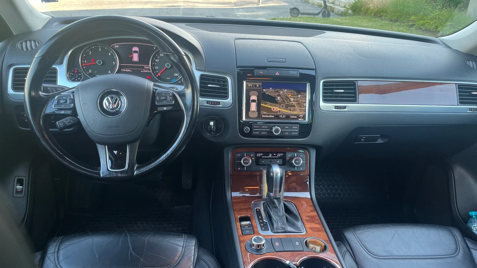 VW Touareg 245 bez Adblue, снимка 8 - Автомобили и джипове - 54692226