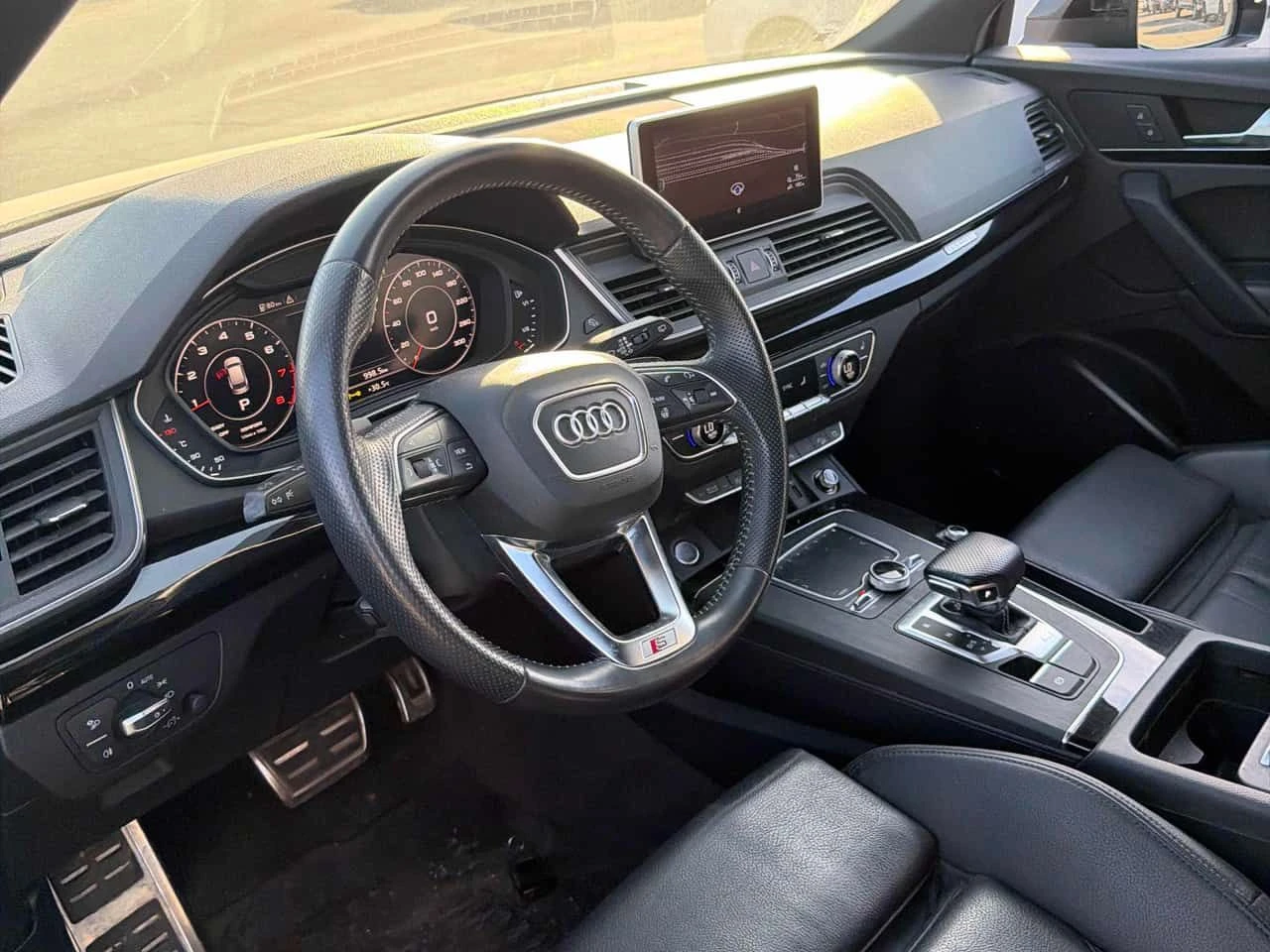 Audi Q5 PROGRESSIV * BLACK OPTIC* АВТОКРЕДИТ* , снимка 5 - Автомобили и джипове - 54805221