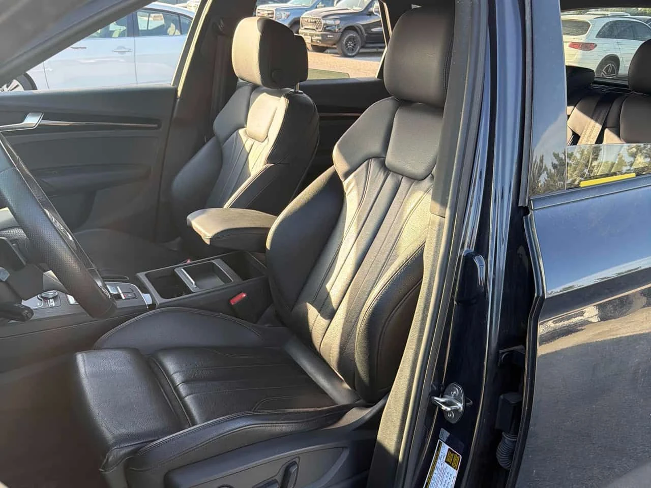 Audi Q5 PROGRESSIV * BLACK OPTIC* АВТОКРЕДИТ* , снимка 10 - Автомобили и джипове - 54805221