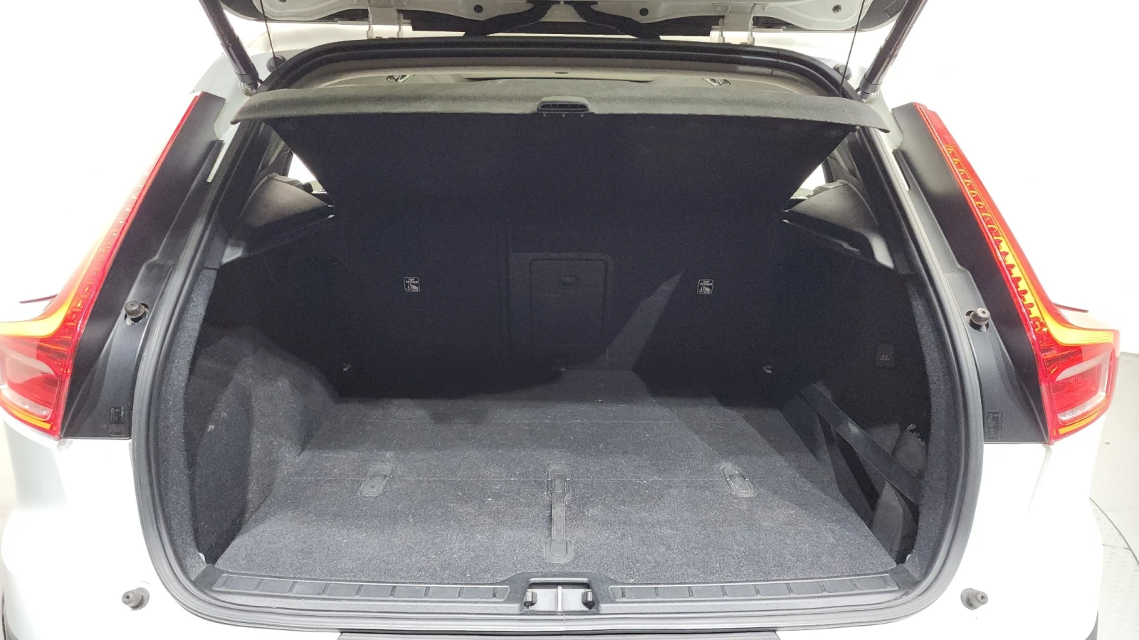 Volvo XC40 B4* Momentum* Navi* Camera*  | Mobile.bg � ����������� 7