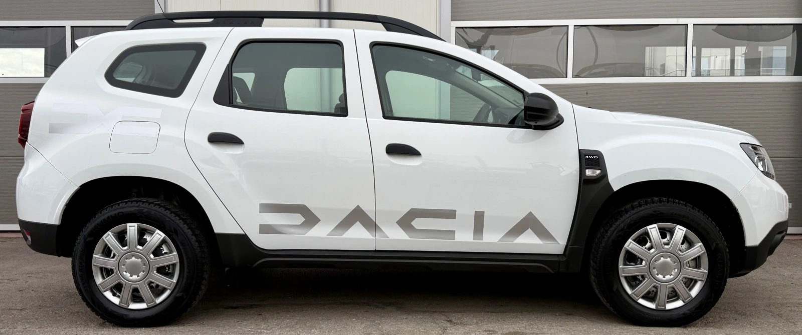 Dacia Duster 1.5 dci 4x4 върнат от Лизинг Реален пробег, снимка 5 - Автомобили и джипове - 55434427
