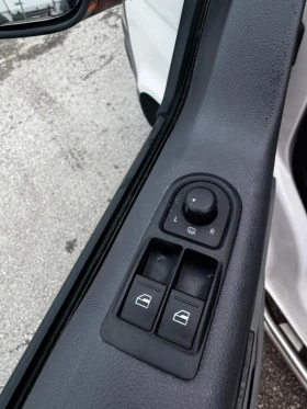 VW Transporter 2.0TDI, КЛИМАТИК, FACELIFT , снимка 15