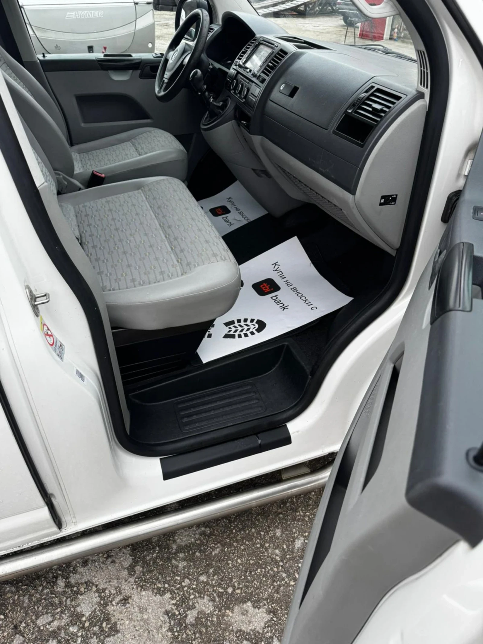 VW Transporter 2.0TDI, КЛИМАТИК, FACELIFT , снимка 11 - Бусове и автобуси - 53490490