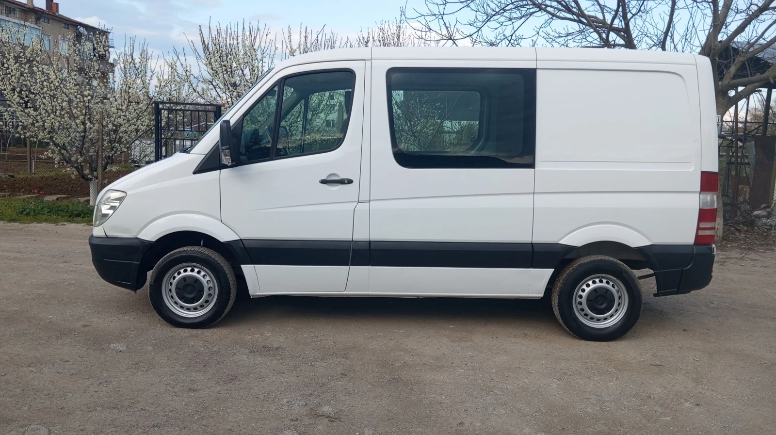 Mercedes-Benz Sprinter 2.2 CDI OM 646, снимка 2 - Бусове и автобуси - 54179148