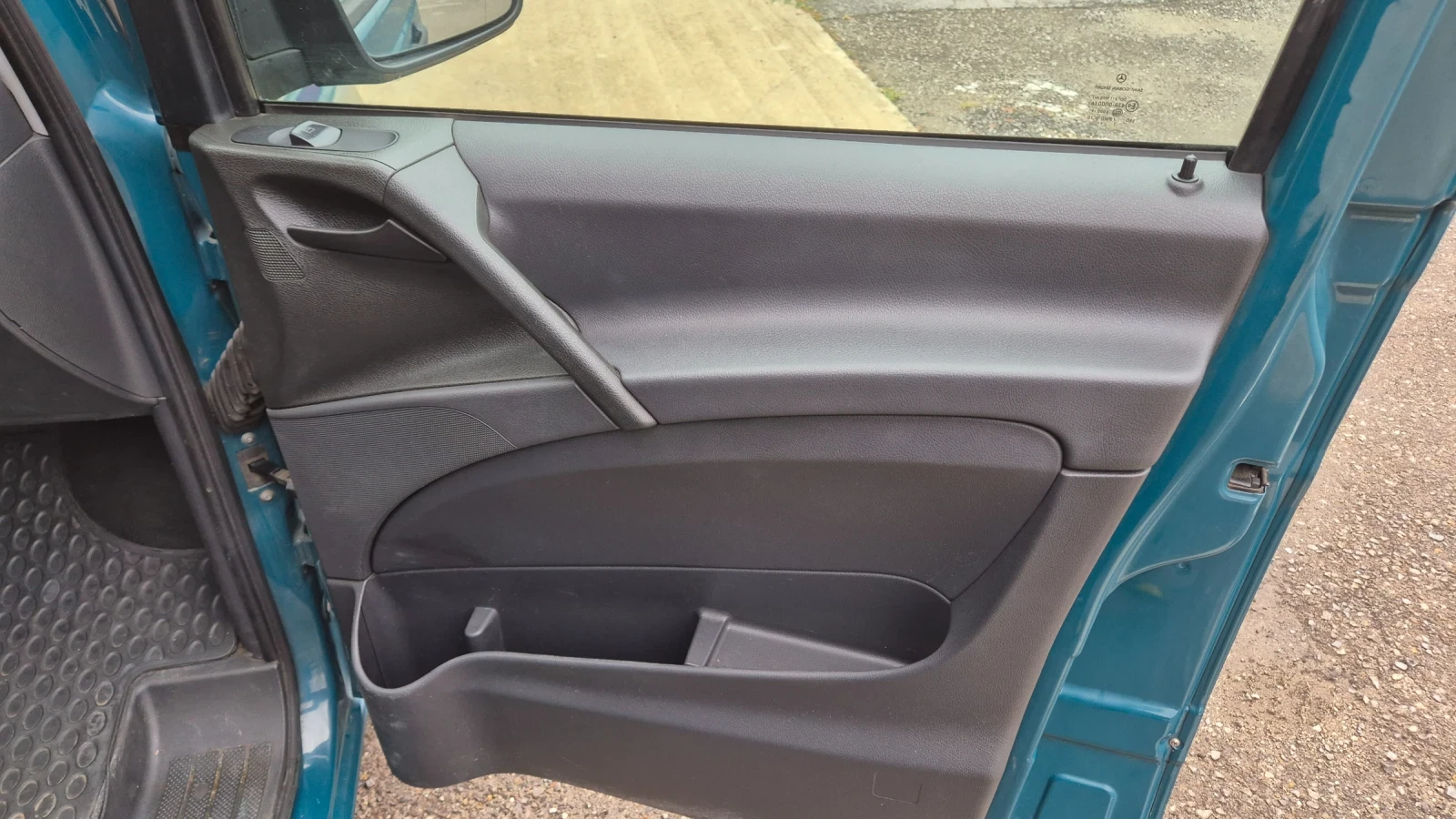 Mercedes-Benz Vito ВИСОК, снимка 16 - Бусове и автобуси - 55421883