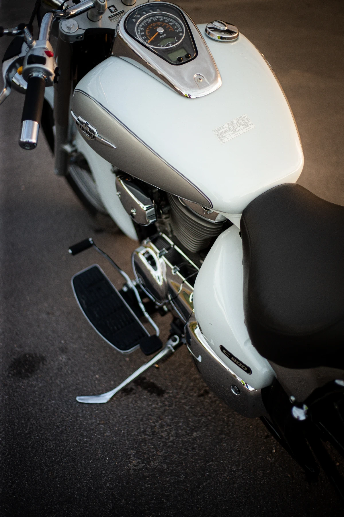 Suzuki Intruder, снимка 6 - Мотоциклети и мототехника - 53978582