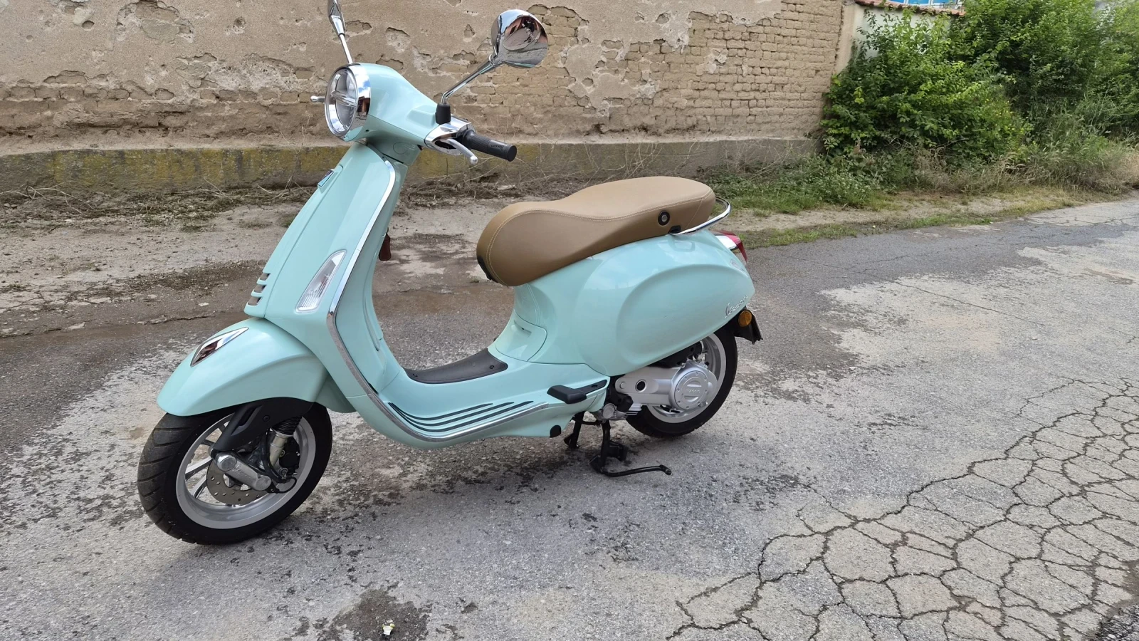 Vespa Primavera 50cc Чисто нова, снимка 6 - Мотоциклети и мототехника - 54978438