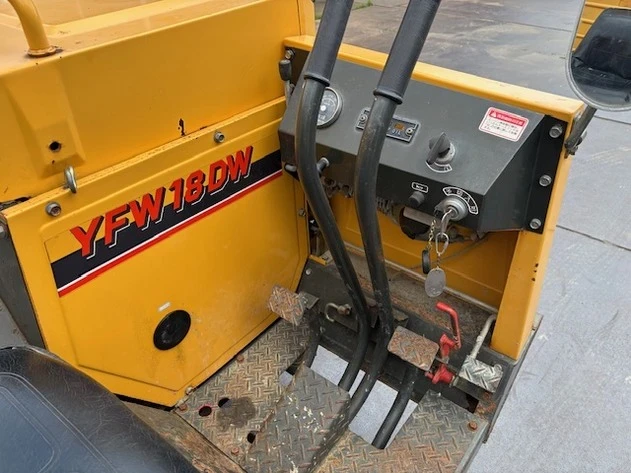 ����� �������������� ������ Komatsu YFW18DW | Mobile.bg � ����������� 13