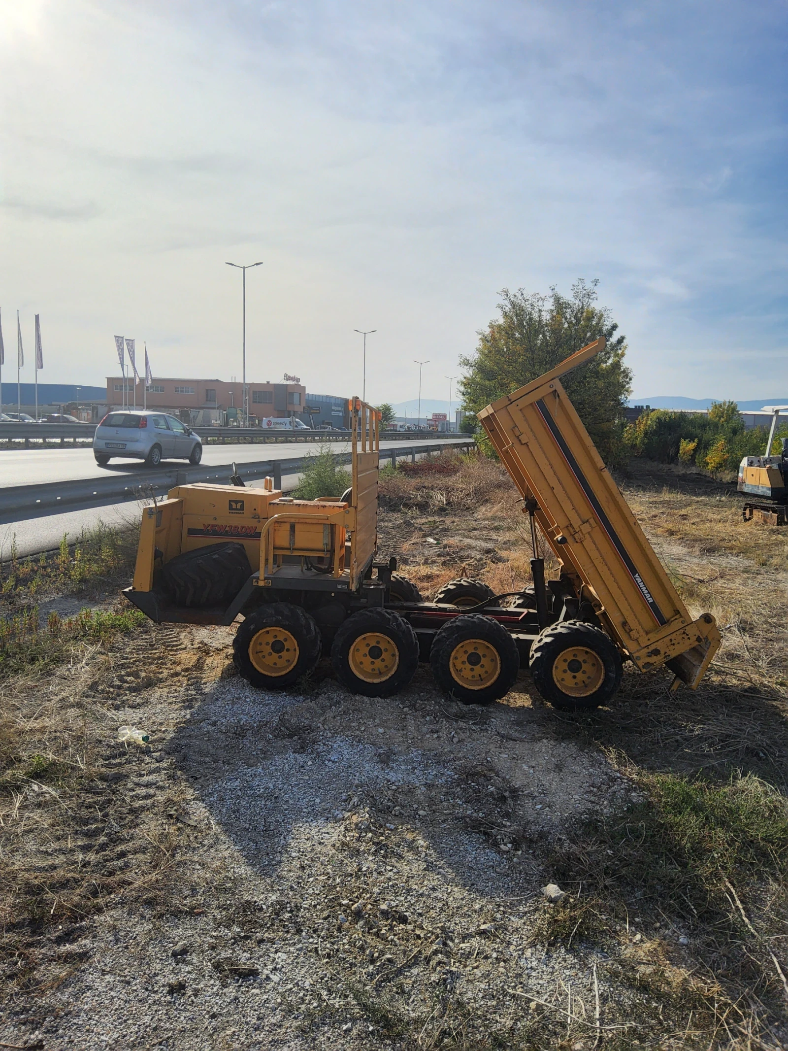 ����� �������������� ������ Komatsu YFW18DW | Mobile.bg � ����������� 3