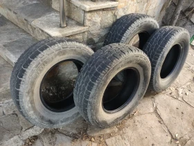 Гуми Всесезонни 215/75R15