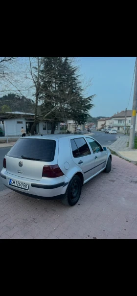 VW Golf Топ техническо състояние - 1100 € / 2151.41 лв. - 72081939 4