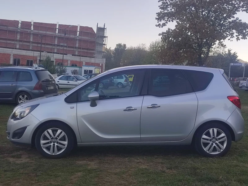 Opel Meriva 1.4i 140кс NAVI ШВЕЙЦАРИЯ , снимка 8 - Автомобили и джипове - 47763691