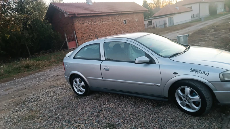 Opel Astra, снимка 3 - Автомобили и джипове - 48006561