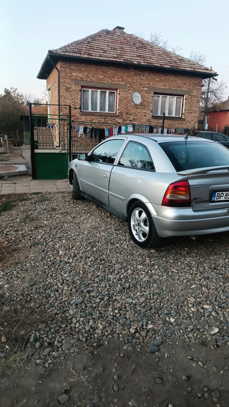 Opel Astra, снимка 1 - Автомобили и джипове - 48006561