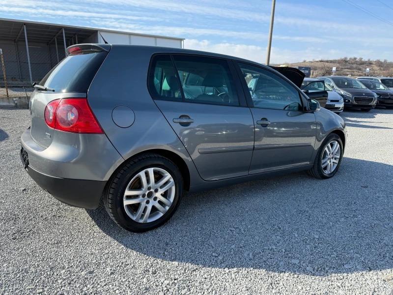 VW Golf 1.9, снимка 7 - Автомобили и джипове - 49139572