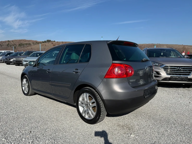 VW Golf 1.9, снимка 3 - Автомобили и джипове - 49139572