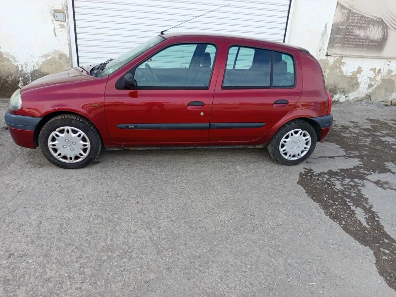 Renault Clio, снимка 8 - Автомобили и джипове - 49452142