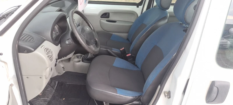 Renault Kangoo 1.5 dci евро 4, снимка 8 - Автомобили и джипове - 52649321