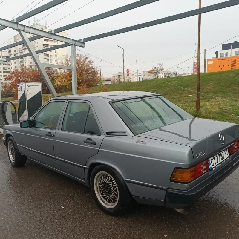 Mercedes-Benz 190, снимка 5 - Автомобили и джипове - 52406744