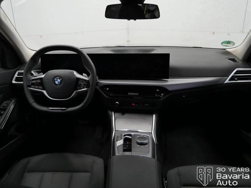 BMW 318 i Touring Steptronic, снимка 6 - Автомобили и джипове - 52668884