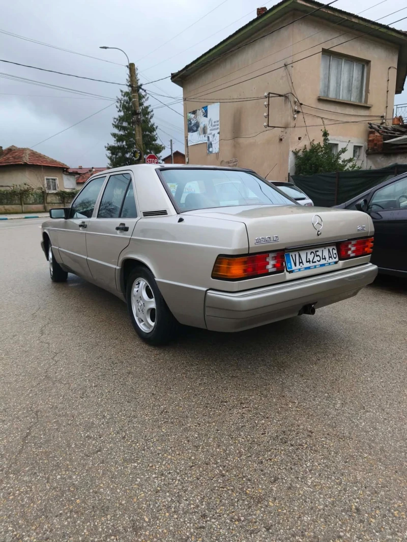 Mercedes-Benz 190, снимка 2 - Автомобили и джипове - 52680910