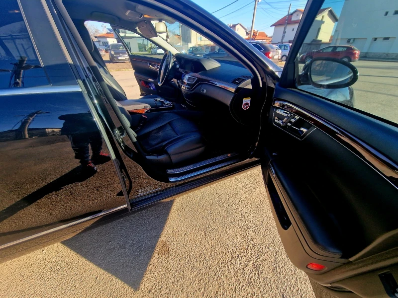 Mercedes-Benz S 320, снимка 9 - Автомобили и джипове - 52793631