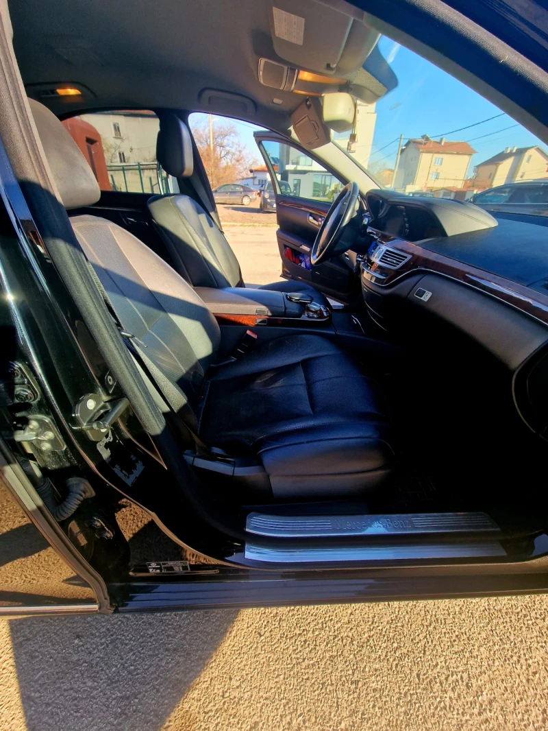 Mercedes-Benz S 320, снимка 8 - Автомобили и джипове - 52793631