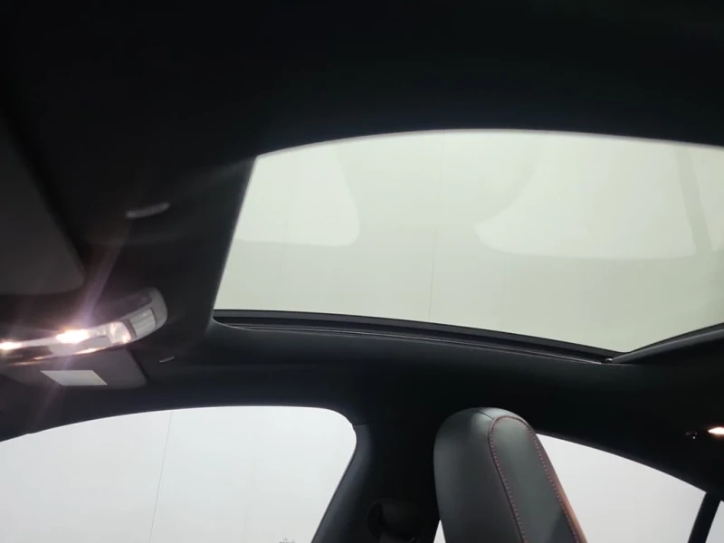 Mercedes-Benz CLA AMG 35  CARFAX, снимка 13 - Автомобили и джипове - 53089635