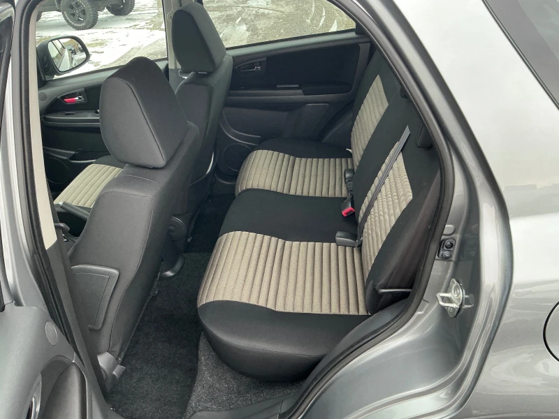 Fiat Sedici 1.6 i 4x4, снимка 15 - Автомобили и джипове - 53195971