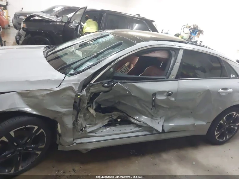 Kia K5 1.6L I-4 DI, DOHC, VVT, TURBO, 180HP Front Wheel, снимка 13 - Автомобили и джипове - 53514157