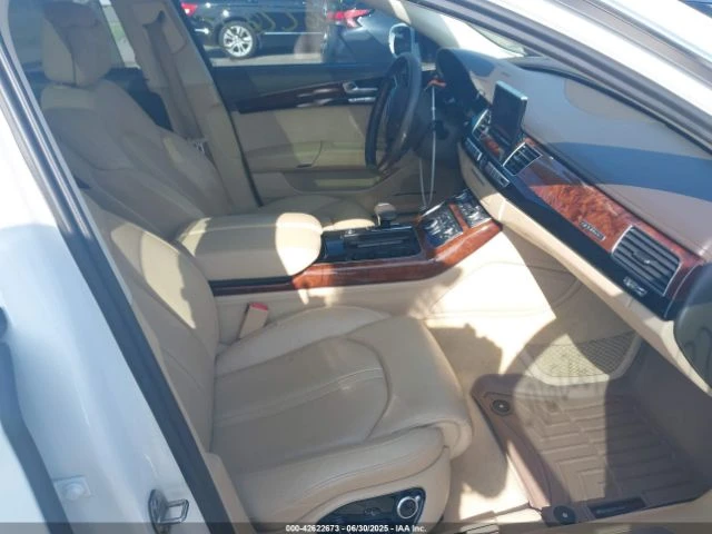Audi A8 Long* , Клип Двигател*  - изображение 5
