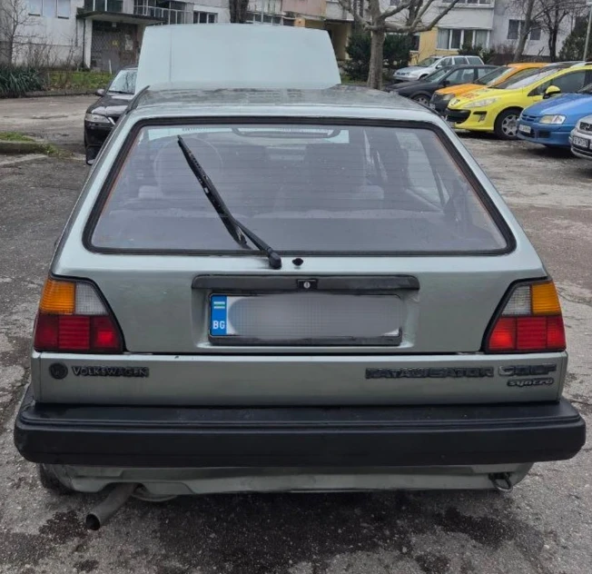 VW Golf Syncro, снимка 4 - Автомобили и джипове - 53392342