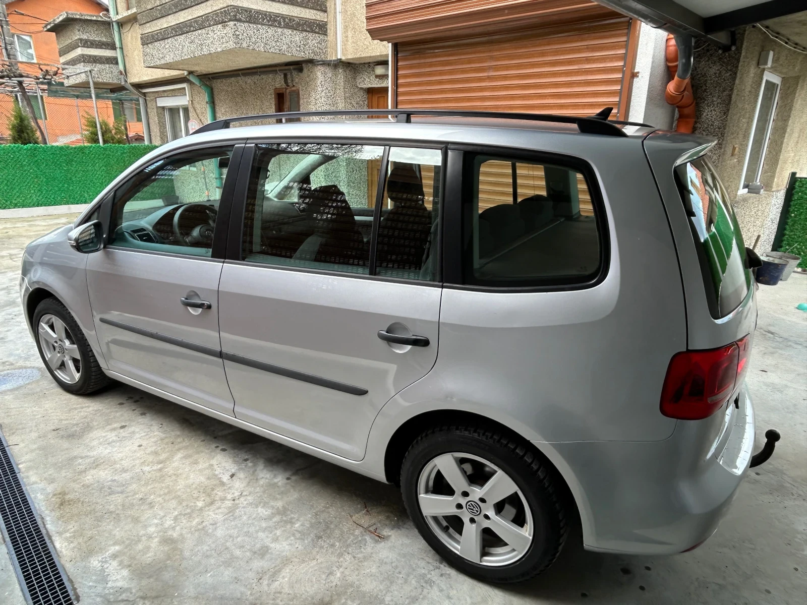 VW Touran 1.6TDI 105 - изображение 9