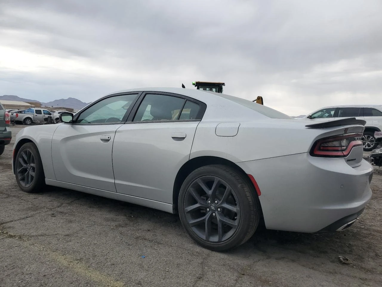 Dodge Charger SXT, RWD, Клип на двигатател*  - изображение 2