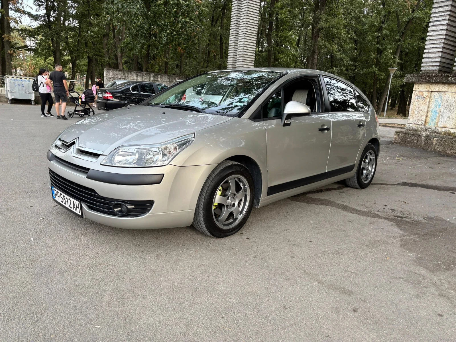 Citroen C4 1.4 - изображение 4