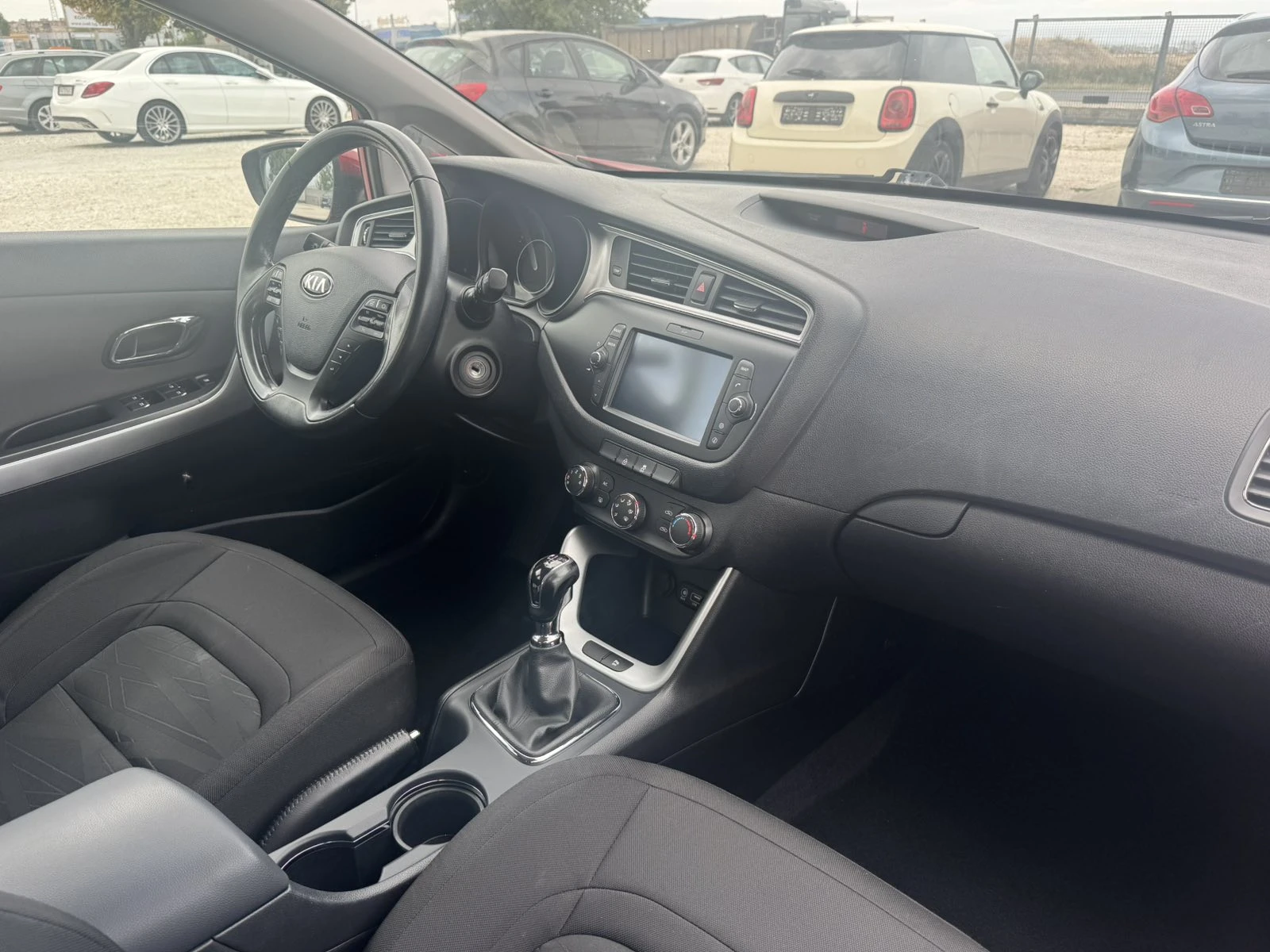 Kia Ceed 1.6 CRDI - изображение 9