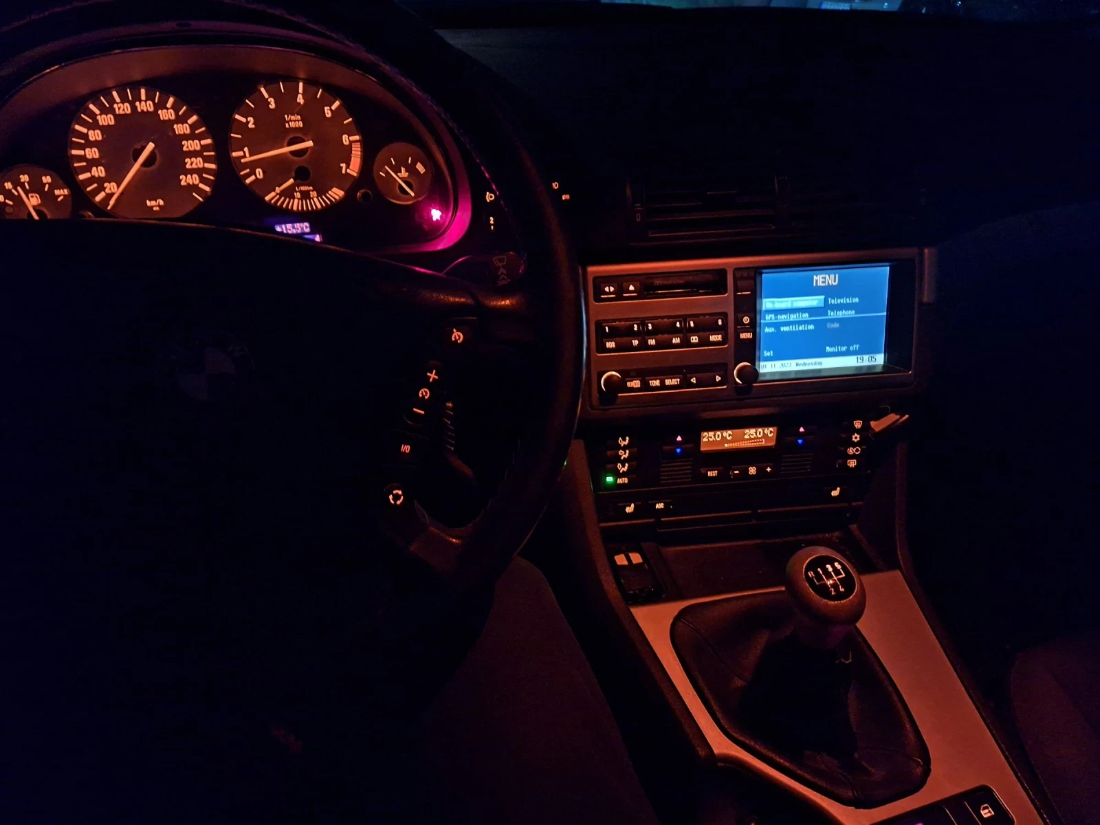 BMW 523 523i | Mobile.bg   1