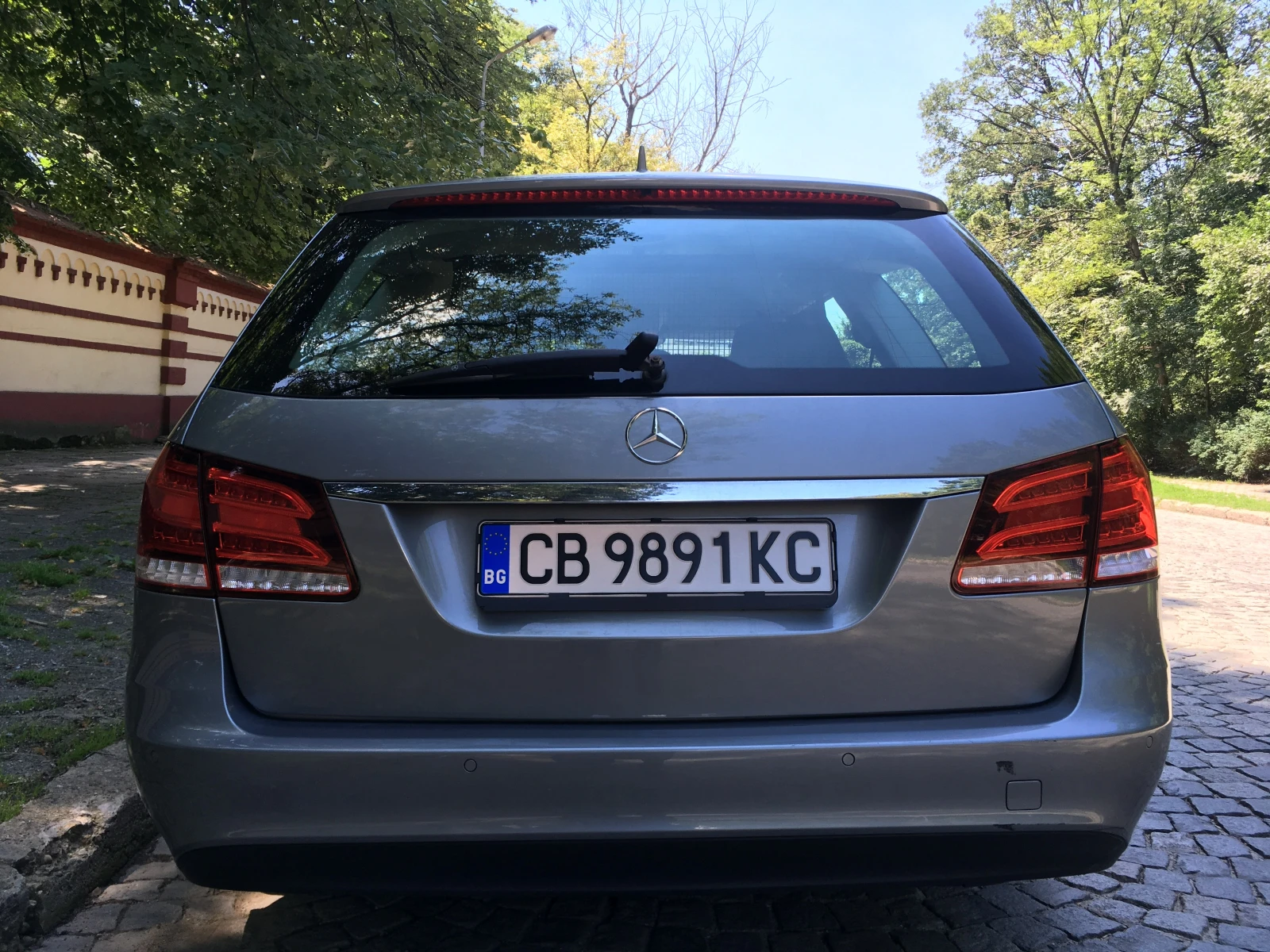 Mercedes-Benz E 250 CDI 4 matic - изображение 4