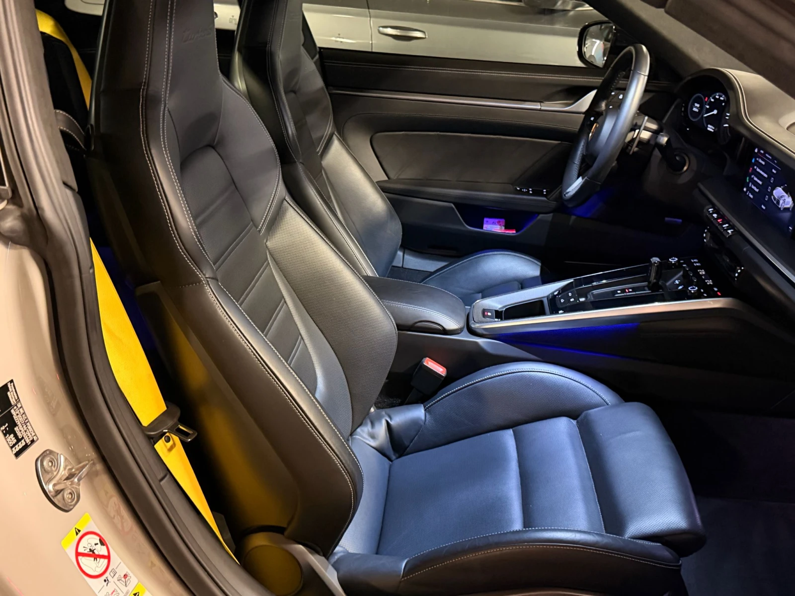 Porsche 911 992 TURBO S , снимка 9 - Автомобили и джипове - 52157444
