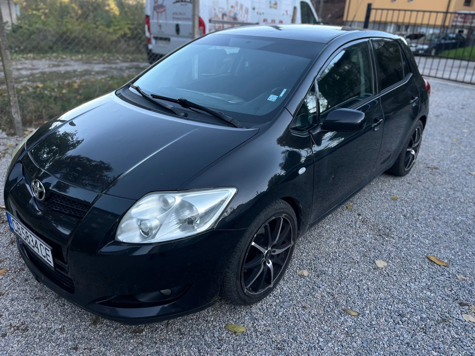 Toyota Auris 2.0d4d 126к.с. - изображение 2