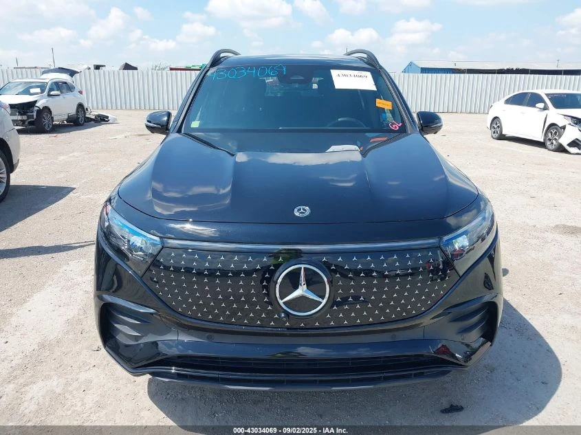 Mercedes-Benz EQB 350 SUV 4MATIC* подгрев* Heads-up дисплей* панорам - изображение 3