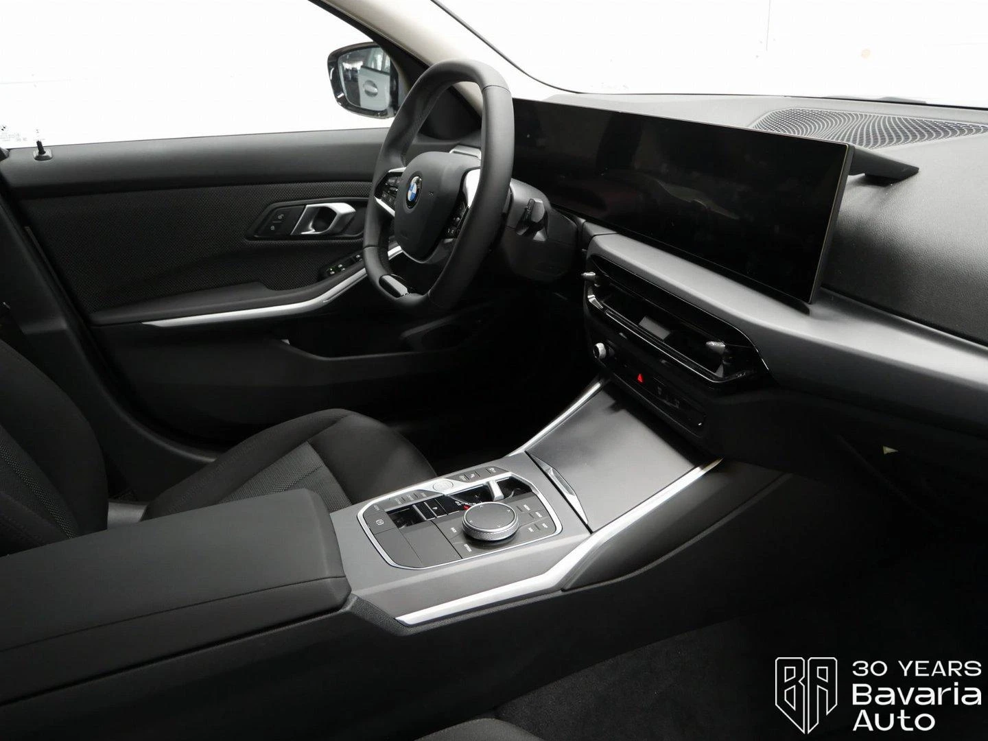 BMW 318 i Touring Steptronic - изображение 7