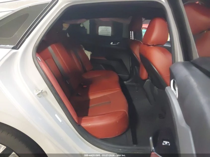 Kia K5 1.6L I-4 DI, DOHC, VVT, TURBO, 180HP Front Wheel | Mobile.bg � ����������� 15