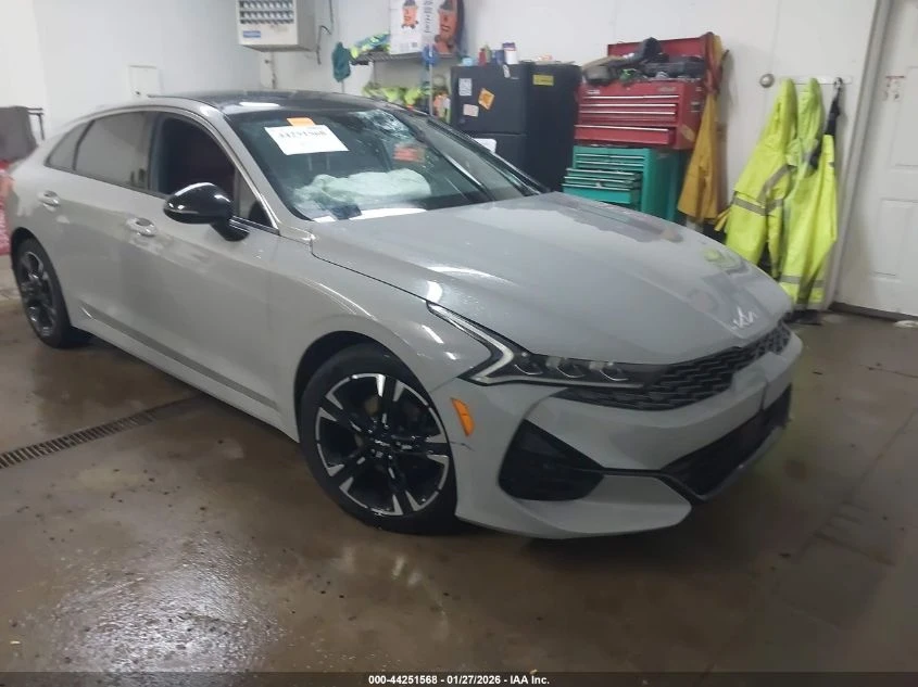 Kia K5 1.6L I-4 DI, DOHC, VVT, TURBO, 180HP Front Wheel | Mobile.bg � ����������� 1